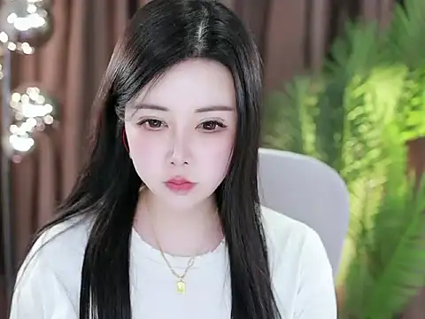 Snapshot of Qiaoqiao_ chatting on February 2025 06:32:02 AM Qiaoqiao online show from February 2025 06:32:02 AM