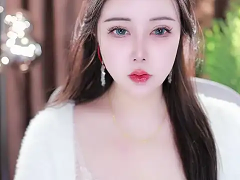 Snapshot of Qiaoqiao_ chatting on March 2025 08:46:01 AM Qiaoqiao online show from March 2025 08:46:01 AM