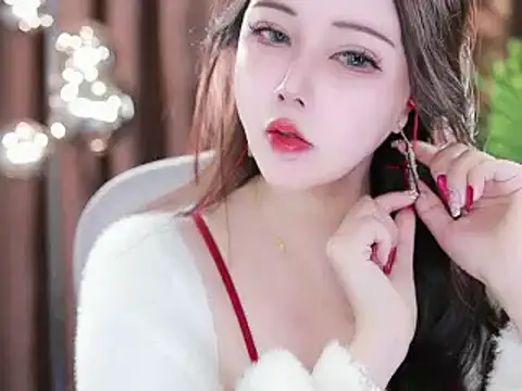 Snapshot of Qiaoqiao_ chatting on March 2025 07:49:02 AM Qiaoqiao online show from March 2025 07:49:02 AM