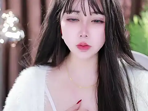 Snapshot of Qiaoqiao_ chatting on March 2025 06:37:01 PM Qiaoqiao online show from March 2025 06:37:01 PM