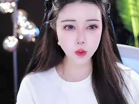 Snapshot of Qiaoqiao_ chatting on March 2025 07:35:02 AM Qiaoqiao online show from March 2025 07:35:02 AM