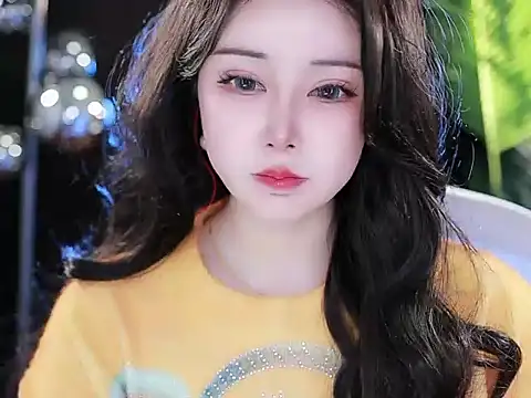 Snapshot of Qiaoqiao_ chatting on March 2025 09:14:01 AM Qiaoqiao online show from March 2025 09:14:01 AM