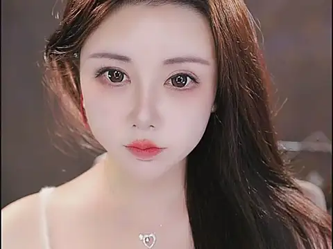 Snapshot of Qiaoqiao_ chatting on November 2025 05:01:02 PM Qiaoqiao online show from November 2025 05:01:02 PM