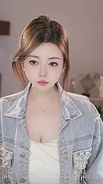 Snapshot of Qiaoqiao_ chatting on December 2025 04:14:01 PM Qiaoqiao online show from December 2025 04:14:01 PM