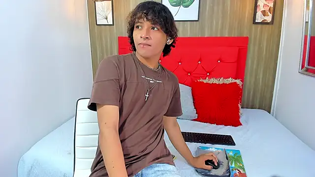 Snapshot of axel_ps chatting on March 2025 07:55:02 PM axel ps online show from March 2025 07:55:02 PM