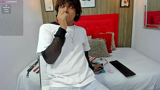 Snapshot of axel_ps chatting on March 2025 10:04:02 PM axel ps online show from March 2025 10:04:02 PM