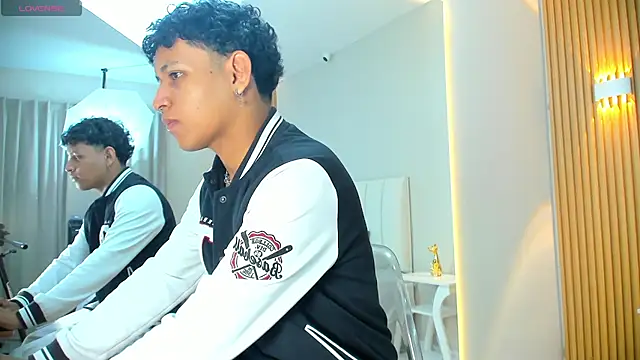 Snapshot of axel_ps chatting on September 2025 04:33:02 AM axel ps online show from September 2025 04:33:02 AM