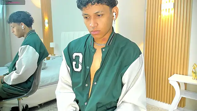 Snapshot of axel_ps chatting on September 2025 03:29:01 AM axel ps online show from September 2025 03:29:01 AM