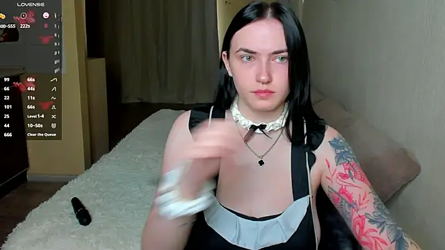 Witch Lady online show from June 2026 06:05:01 AM
