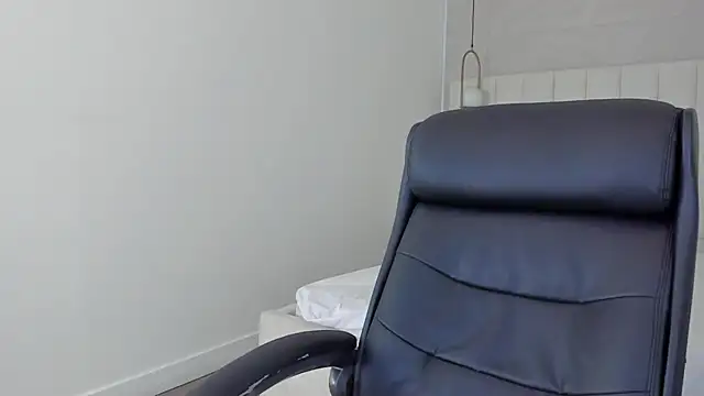 kosmic Angel online show from January 2025 04:45:01 PM