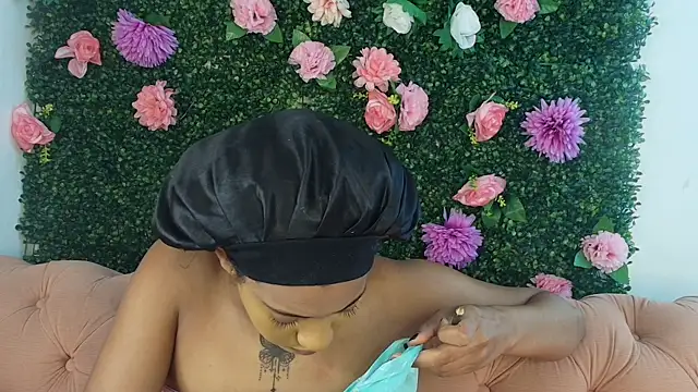 flavia cruz online show from April 2026 12:25:02 PM