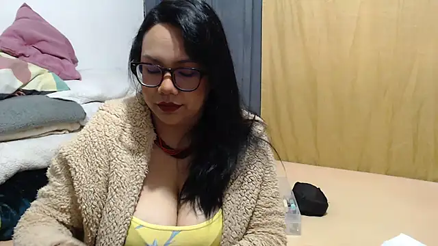 rainhavenus2024 online show from October 2025 12:58:01 PM