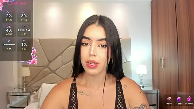 zoee jackson online show from February 2025 02:08:01 AM