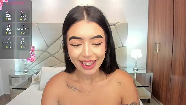 zoee jackson online show from February 2025 05:14:02 AM