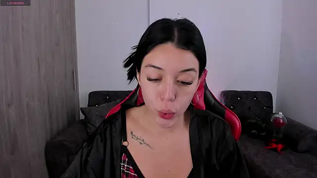 zoee jackson online show from April 2026 08:36:02 PM