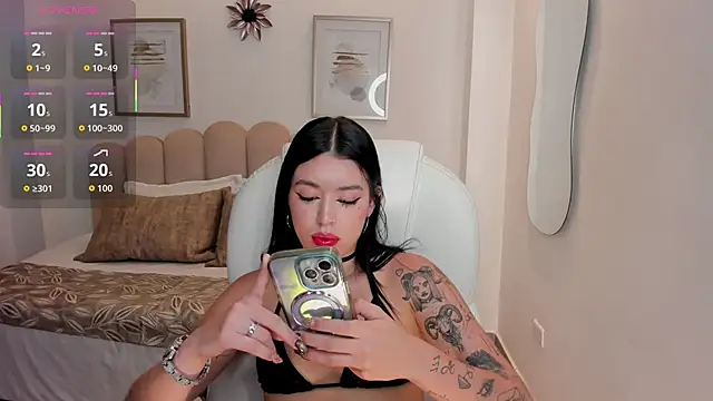 zoee jackson online show from May 2026 07:23:02 PM