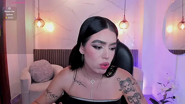 zoee jackson online show from June 2026 06:43:02 PM