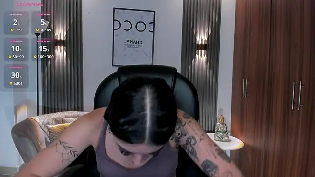 zoee jackson online show from June 2026 06:34:01 PM
