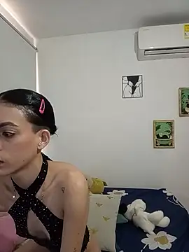 Snapshot of LilitRobins chatting on July 2026 08:44:02 PM LilitRobins online show from July 2026 08:44:02 PM