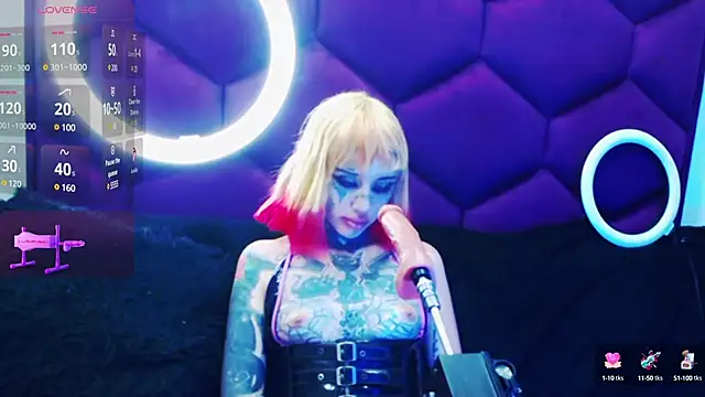 Snapshot of TyphoidMary chatting on December 2024 12:29:01 AM TyphoidMary online show from December 2024 12:29:01 AM