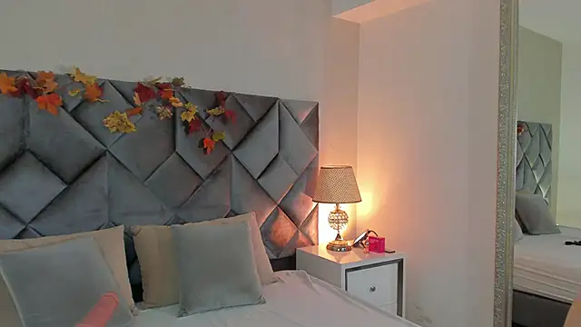 Snapshot of Luisa0110 chatting on October 2025 10:20:02 PM Luisa0110 online show from October 2025 10:20:02 PM