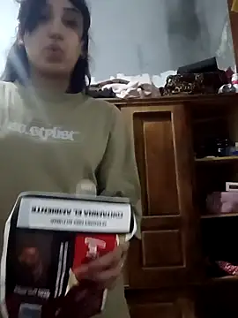 Snapshot of Katrin44a chatting on November 2025 04:13:02 AM Katrin44a online show from November 2025 04:13:02 AM