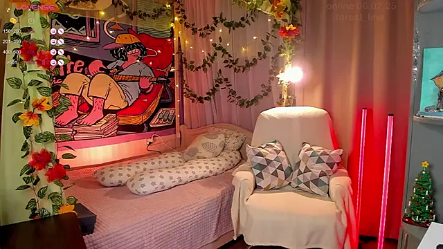 Snapshot of _Forest_Lina_ chatting on February 2025 02:48:01 PM Forest Lina online show from February 2025 02:48:01 PM