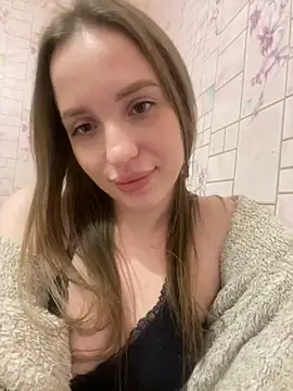 Snapshot of EdnaBradley chatting on January 2025 09:59:01 PM EdnaBradley online show from January 2025 09:59:01 PM