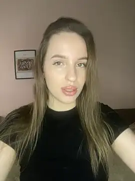 Snapshot of EdnaBradley chatting on February 2026 02:27:02 PM EdnaBradley online show from February 2026 02:27:02 PM