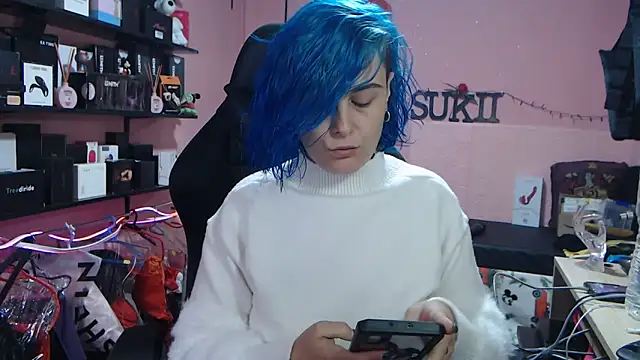 Snapshot of sukii93 chatting on April 2026 04:01:01 PM sukii93 online show from April 2026 04:01:01 PM