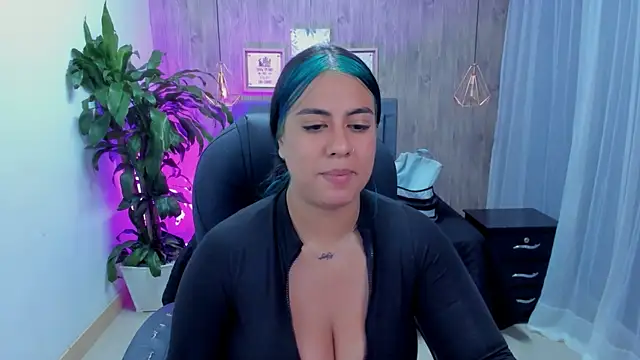 Xisu  online show from December 2024 03:43:01 AM