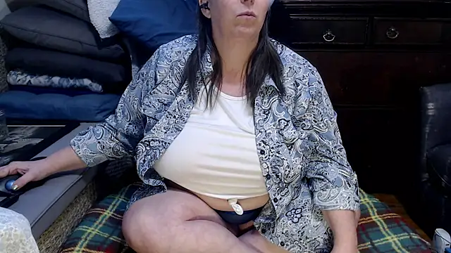 ladyscarlotta online show from February 2025 07:35:02 PM