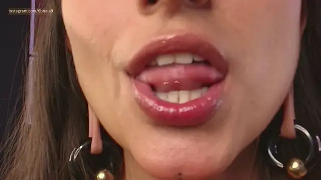 6Briela9  online show from July 2026 07:09:01 PM