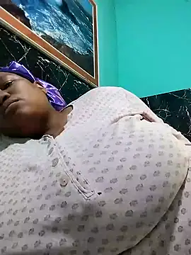 Snapshot of Bustyslave48 chatting on September 2025 09:00:02 AM Bustyslave48 online show from September 2025 09:00:02 AM