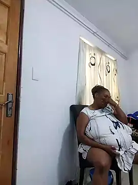 Snapshot of Bustyslave48 chatting on November 2025 01:57:02 PM Bustyslave48 online show from November 2025 01:57:02 PM