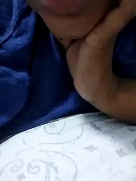 Bustyslave48 online show from February 2026 08:48:02 PM