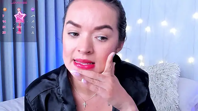 lennabell online show from February 2025 10:50:01 PM