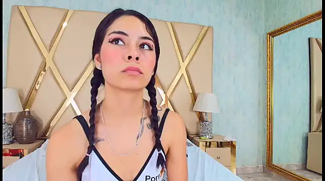 NicoleEsposito online show from January 2025 04:57:02 AM