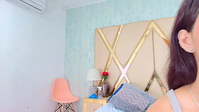 NicoleEsposito online show from February 2025 02:08:02 AM