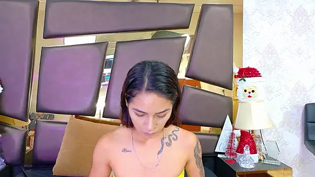 NicoleEsposito online show from January 2026 11:30:02 PM