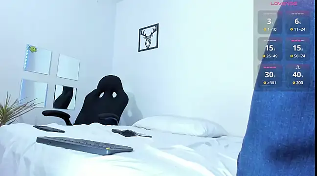 Snapshot of _tony8 chatting on December 2024 08:00:02 AM tony8 online show from December 2024 08:00:02 AM