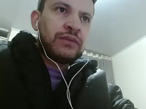 camiloking1720 online show from January 2025 02:48:01 AM