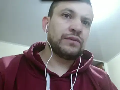 camiloking1720 online show from February 2025 10:15:02 AM