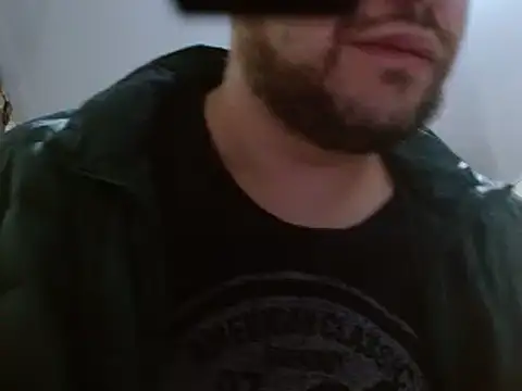 camiloking1720 online show from February 2025 01:05:01 AM