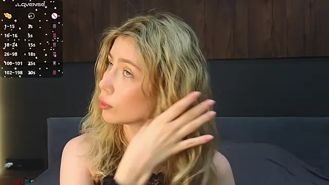 Snapshot of Rainaslater chatting on February 2025 09:24:02 PM Rainaslater online show from February 2025 09:24:02 PM