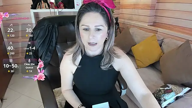 Victoria collins 1 online show from May 2026 11:18:01 AM