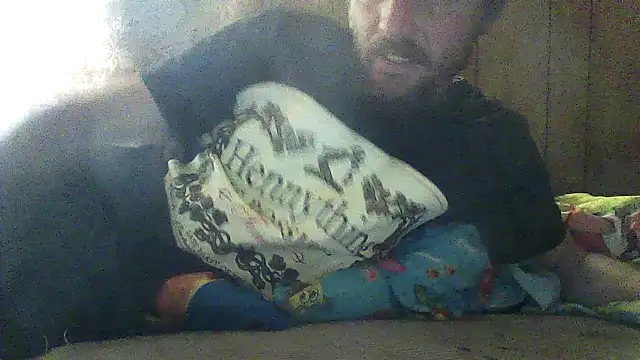 luke thighwalker2469 online show from November 2025 11:38:01 PM