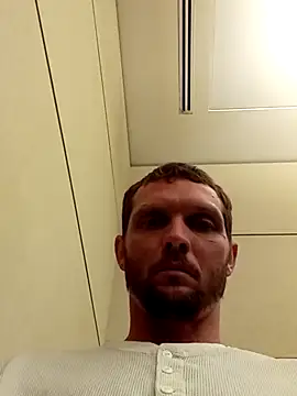 luke thighwalker2469 online show from May 2026 04:34:02 PM