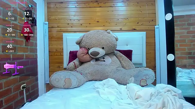 Dulcex69 online show from May 2026 01:18:02 PM