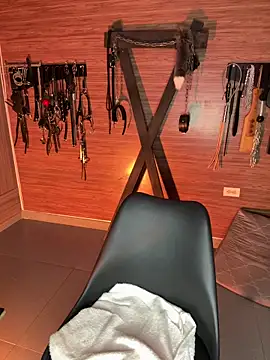 yey bdsm online show from April 2026 04:15:01 PM